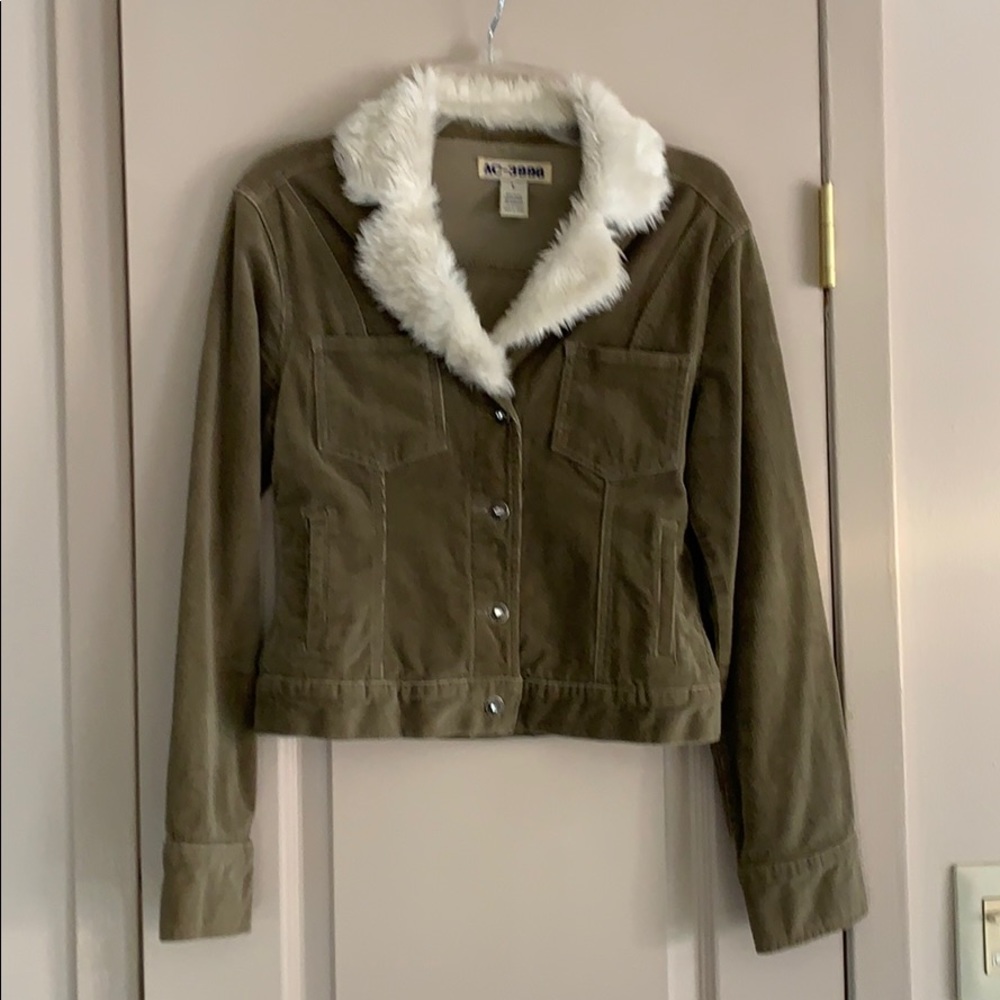 Olive green jacket, perfect condition